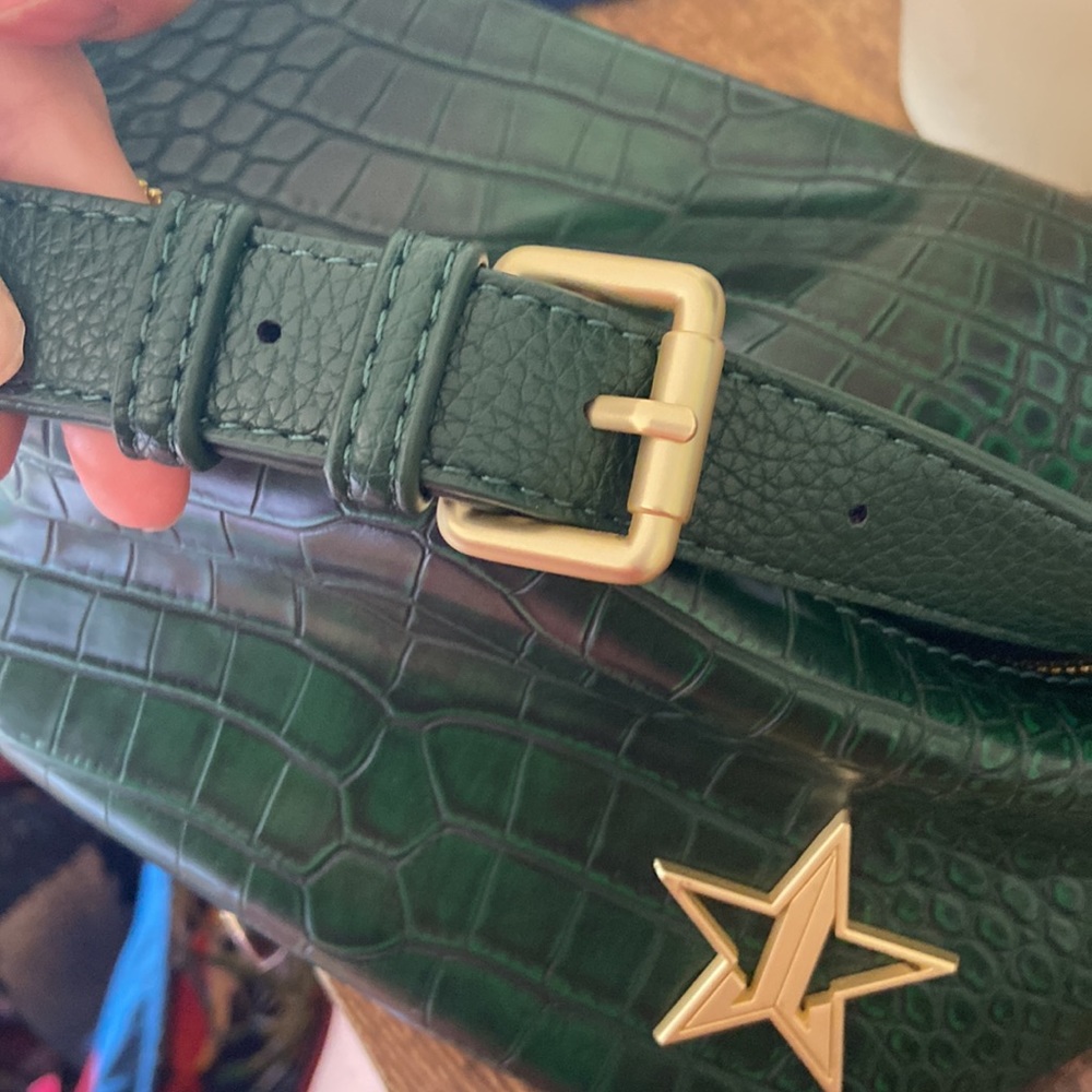 NWOT Jeffree Star blood money croc Fanny pack - Picture 7 of 11